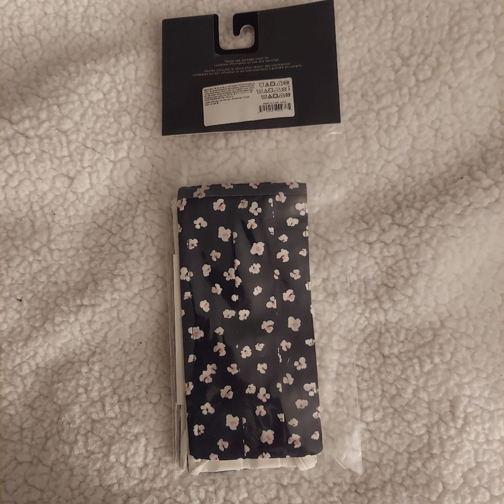 Gap Adult Face Mask (3-Pack) - Picture 5 of 6